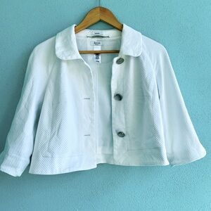 Liz & Co White Cropped Jacket - petite medium